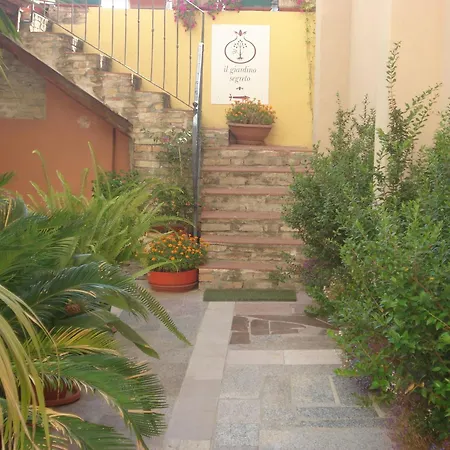 Pensión Il Giardino Segreto