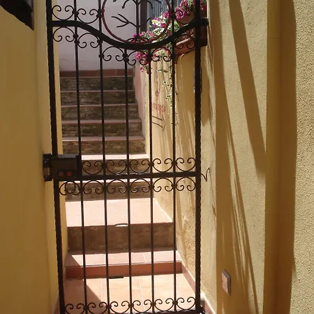 Il Giardino Segreto 4* Cagliari